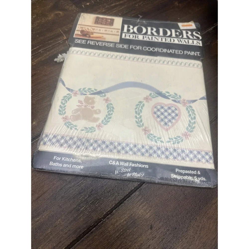 VTG Lot of 3 NEW Borders for Painted Walls C&A Wall Fashions‎ Heart Bear Wreath